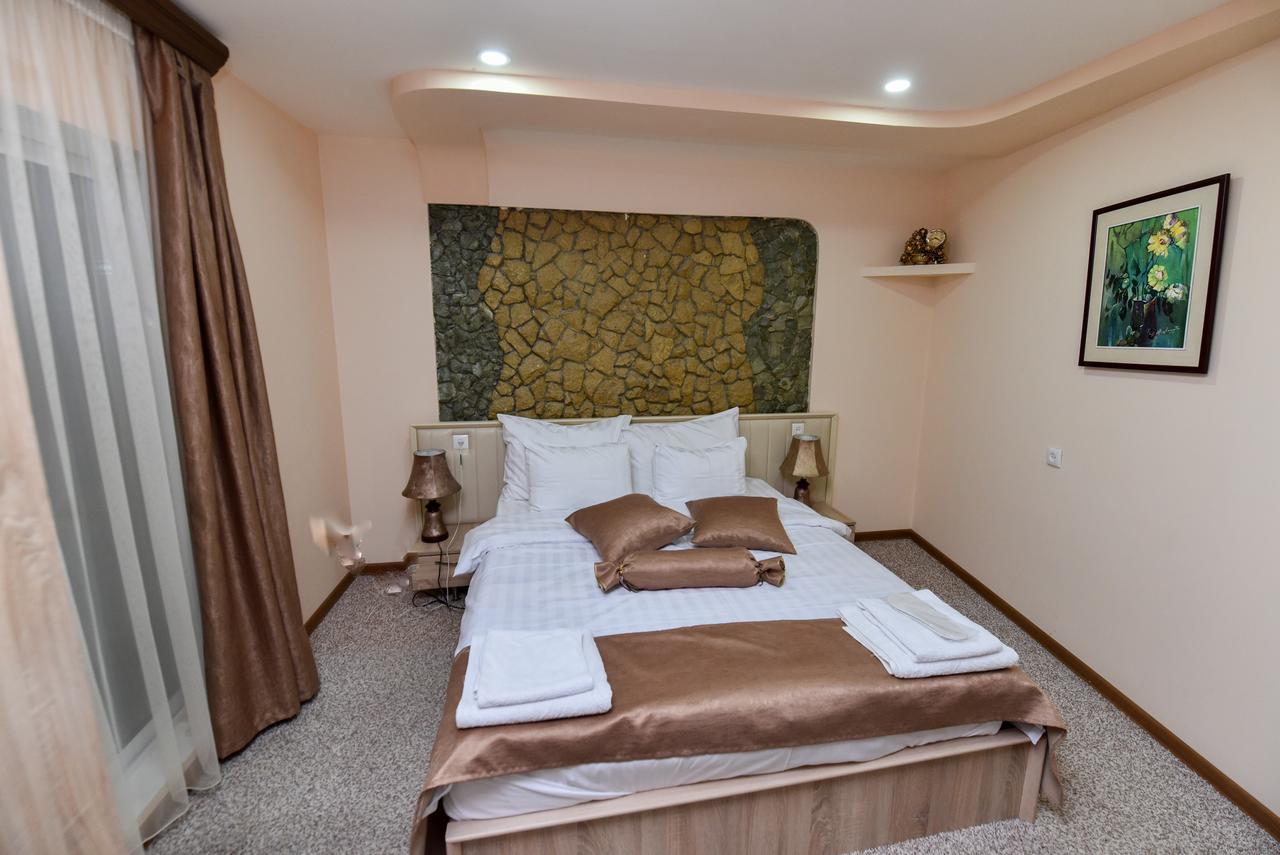 Gayane Hotel Алаверди Екстериор снимка