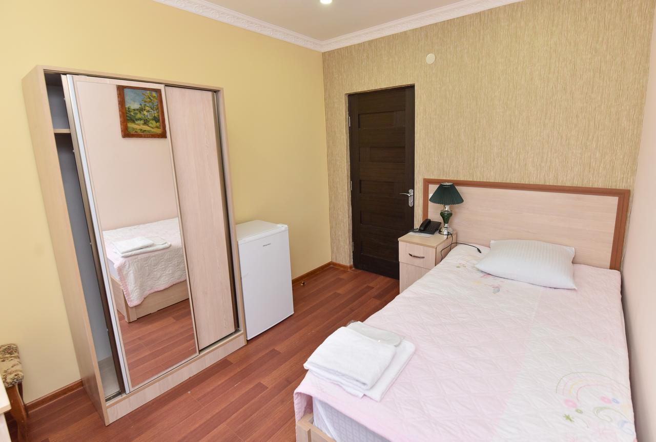 Gayane Hotel Алаверди Екстериор снимка